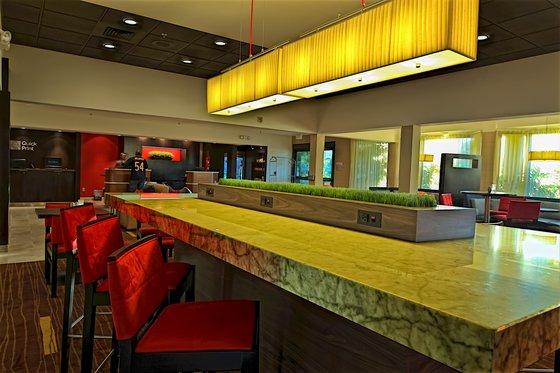 Courtyard By Marriott ואקאוויל מראה חיצוני תמונה