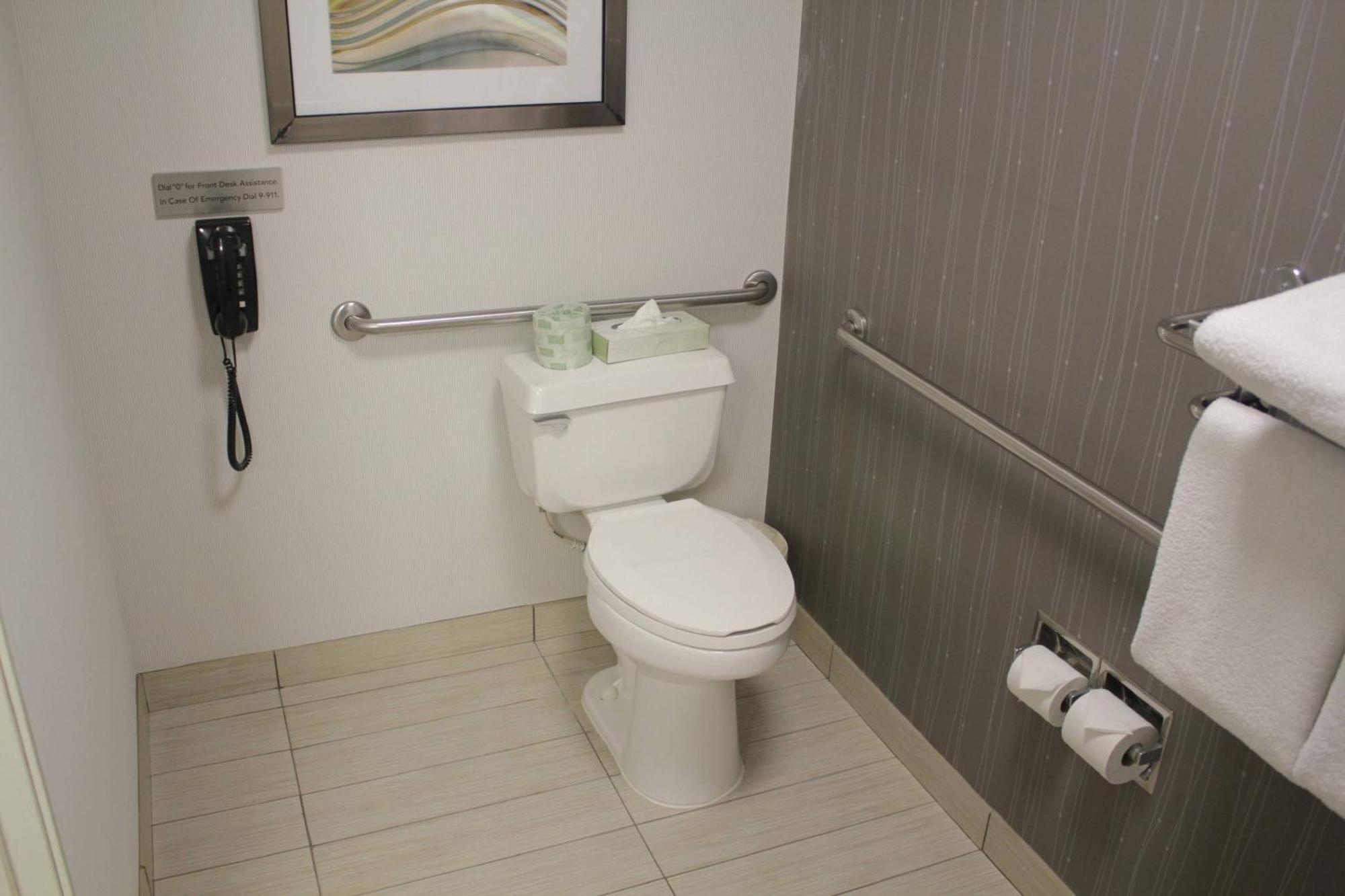 Courtyard By Marriott ואקאוויל מראה חיצוני תמונה