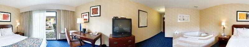 Courtyard By Marriott ואקאוויל מראה חיצוני תמונה