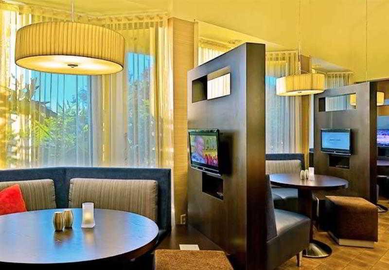 Courtyard By Marriott ואקאוויל מסעדה תמונה